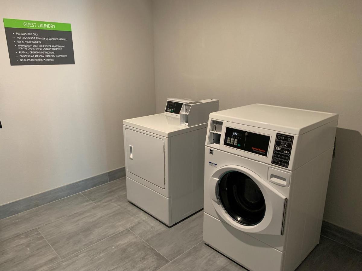 La Quinta Inn & Suites By Wyndham Galveston North At I-45 외부 사진