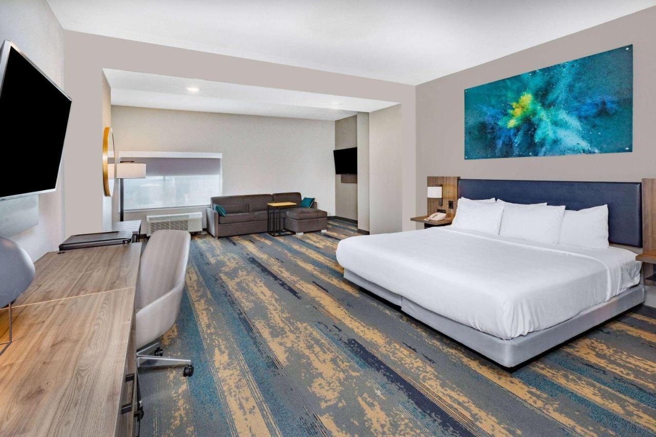 La Quinta Inn & Suites By Wyndham Galveston North At I-45 외부 사진